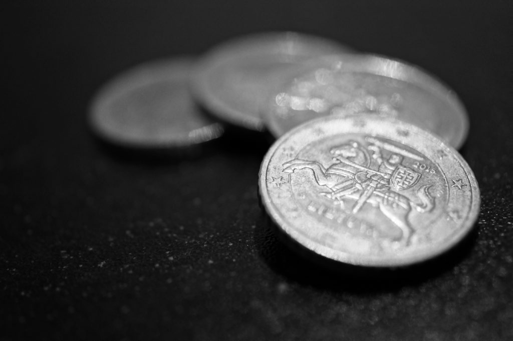 Jak postupovat při sjednávání bankovní a nebankovní půjčky?