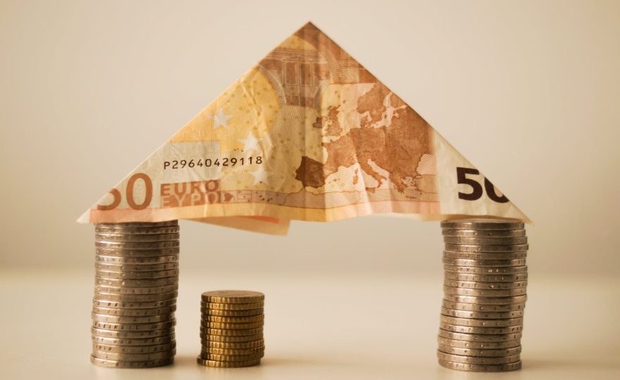 Odložení splátek: jak o něj požádat a s čím je třeba počítat?