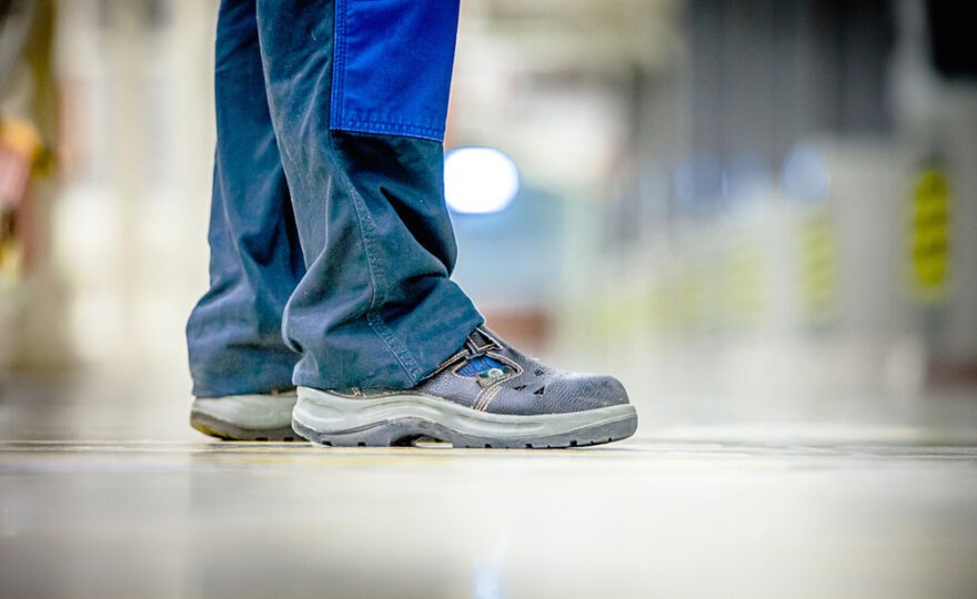 Uvažujete o pracovních ponožkách? Nač je při jejich výběru třeba myslet
