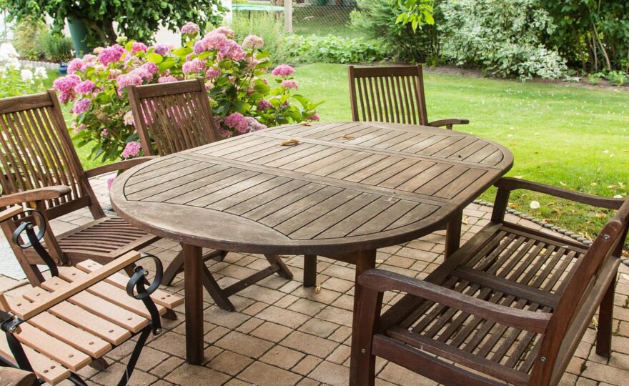 Pravidelná péče o zahradní nábytek se vyplatí