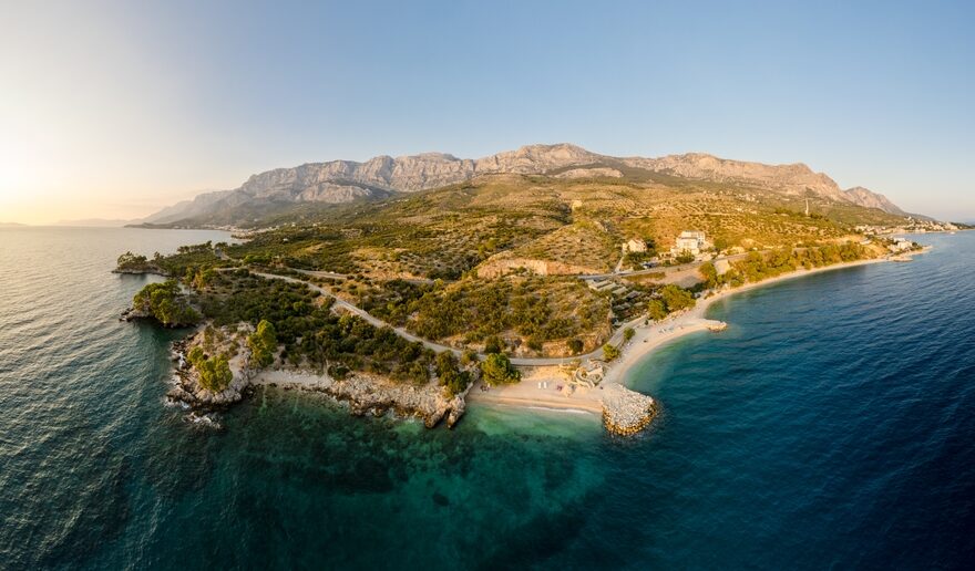 Kouzlo Dalmácie: Vychutnejte si přírodní krásu a historické bohatství pobřeží Jaderského moře