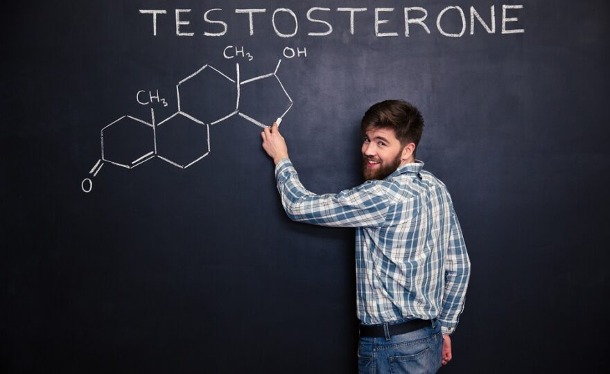 Projevy snížené hladiny testosteronu – netrpíte jimi i vy?