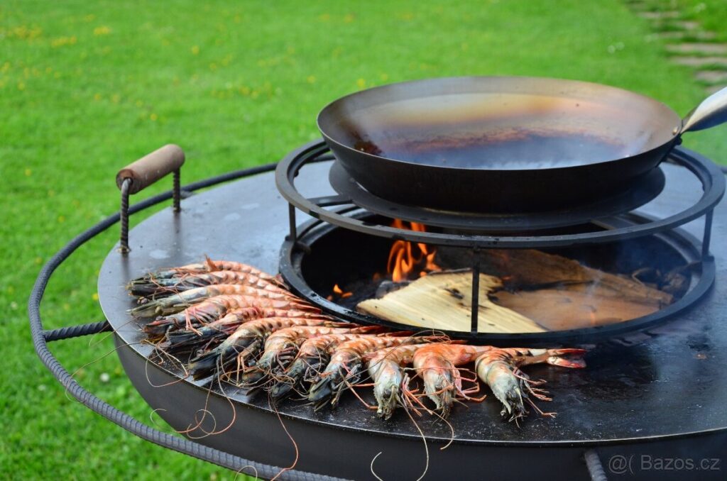 Grilování na ohništi aneb jak grilovat bez grilu