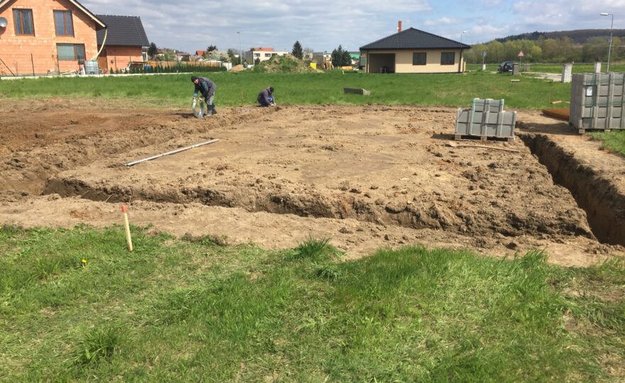 ŠOK! Stavaři odhalili největší past: Kdo podcení přípravu pozemku, ten si stavbu domu brutálně prodraží!
